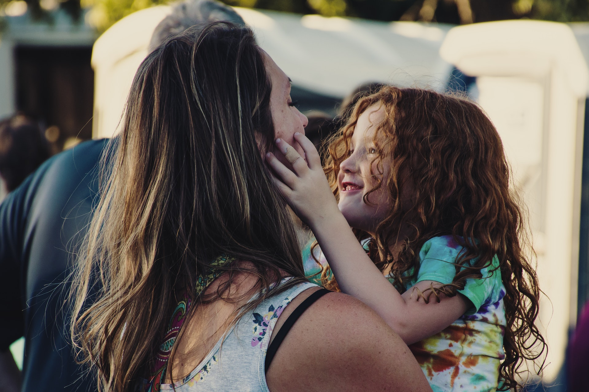 Les meilleures idées de cadeaux pour les petites filles de 6, 9 et 12 mois